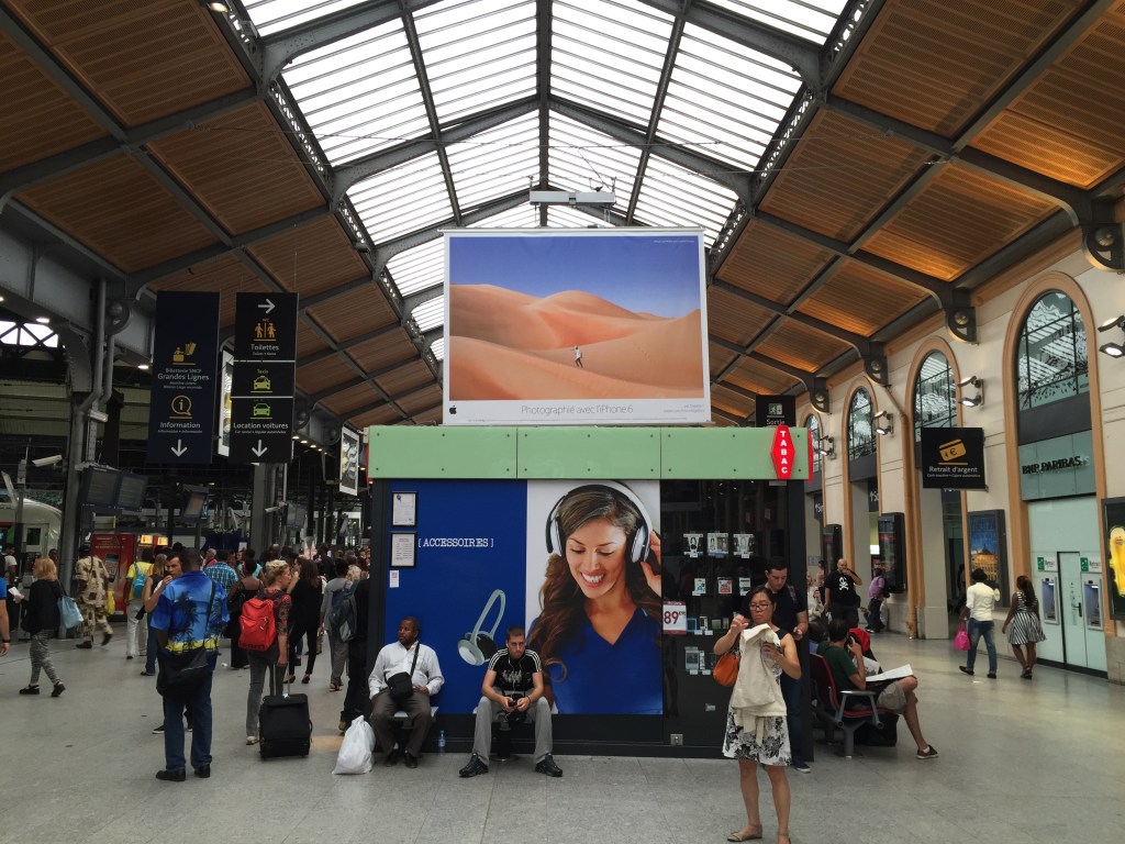 Debbie F. On Apple World&nbsp;Gallery